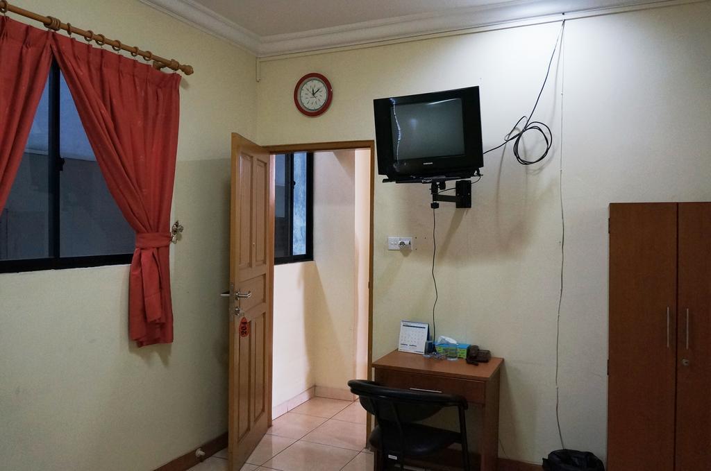 Jesnic Hotel Padang  Habitación foto